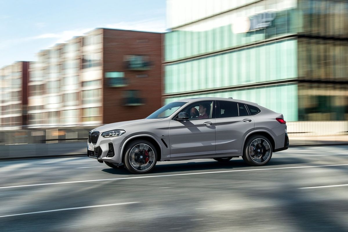 BMW X4 LCI (2021) Specs & Price