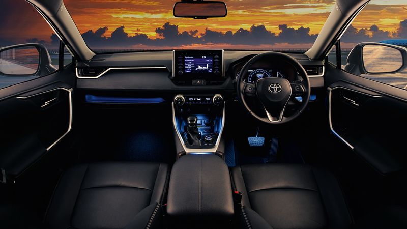 Toyota RAV4 (2022) Specs & Price