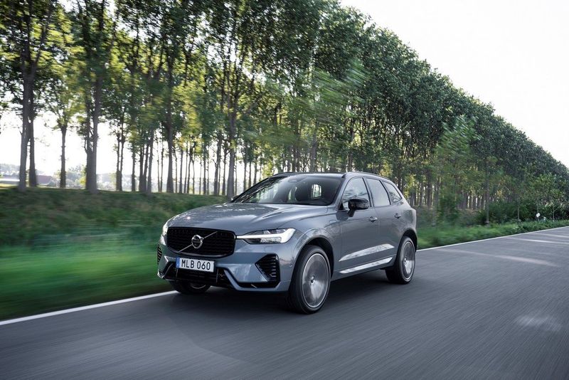 Volvo XC60 T8 Recharge (2022) Launch Review