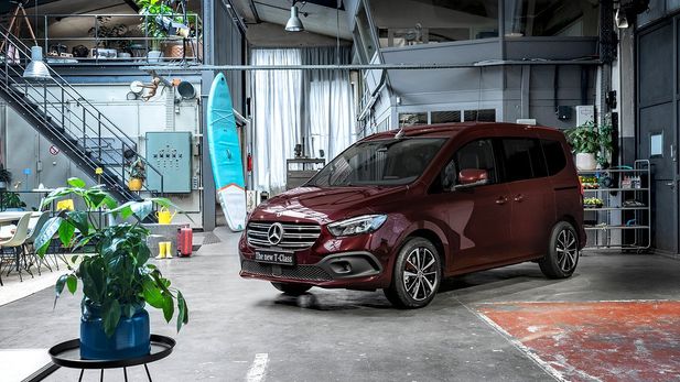 Mercedes-Benz T-Class Finally Revealed