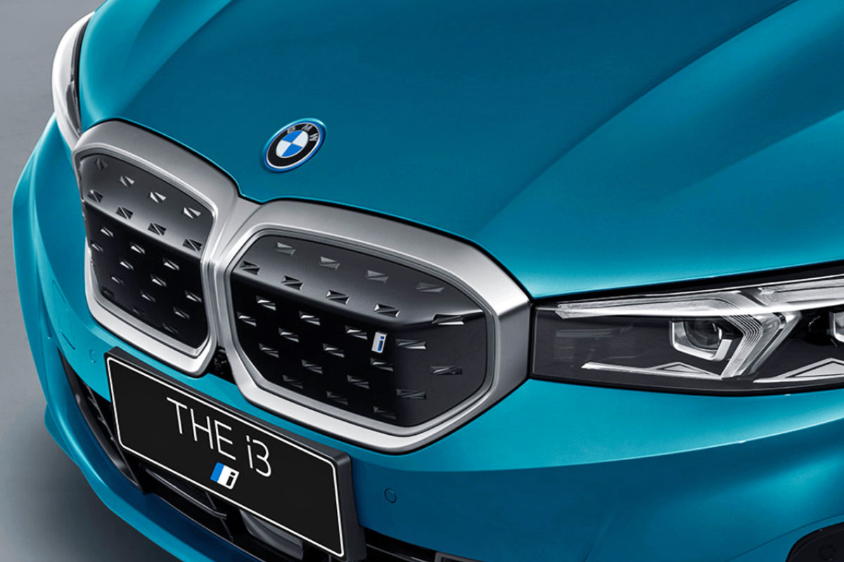 2023 BMW i3 revealed as electric 3 Series sedan for China