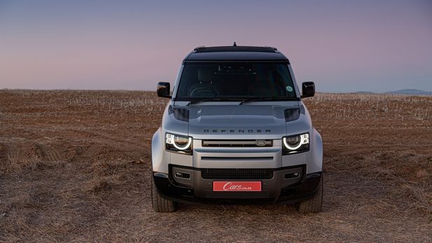 Land Rover Defender 90 (2022) Review