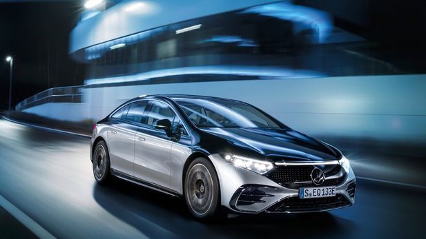 Mercedes-Benz Takes Aim at Ultra Luxury Market