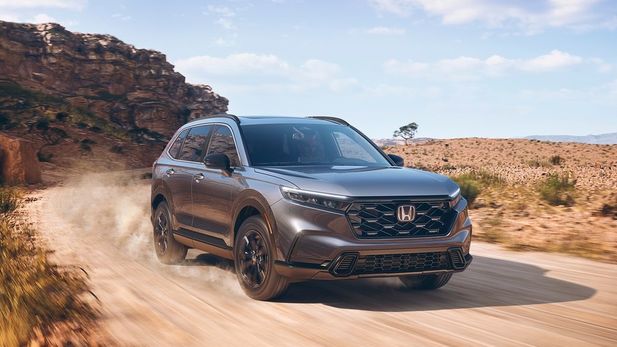 New Honda CR-V Revealed with Bold Looks
