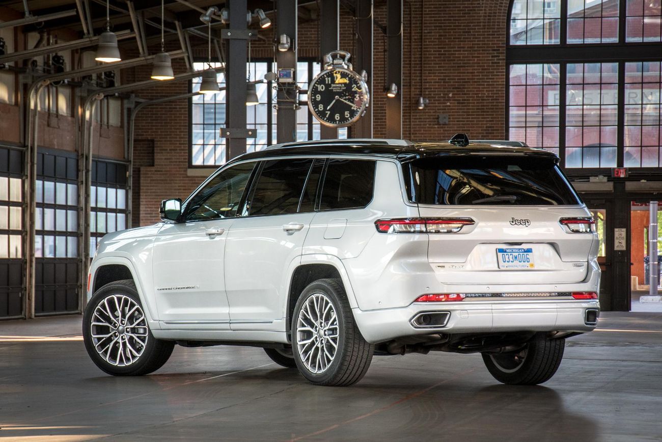 Jeep Grand Cherokee L (2022) Launch Review
