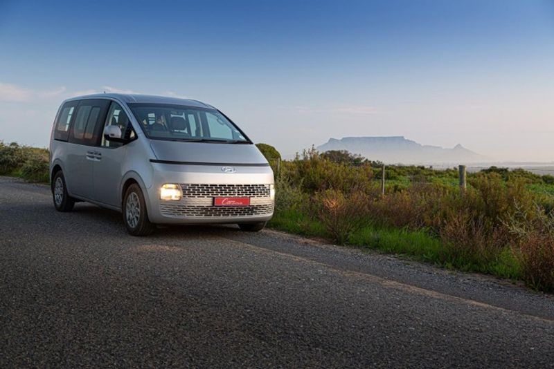 Hyundai Staria front