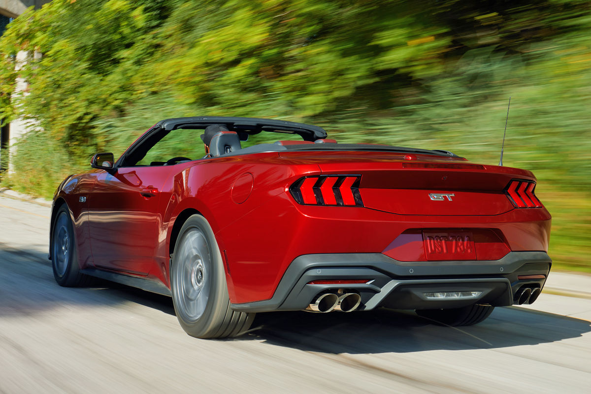 New 7th-Generation Ford Mustang Revealed!