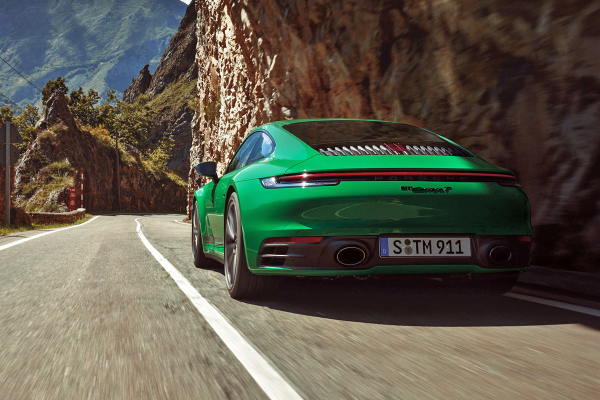 Purists, Rejoice! New Porsche 911 Carrera T Unveiled