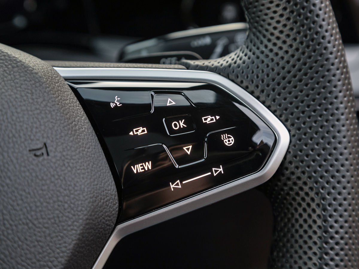 VW Set to Ditch Steering Wheel Touch Controls