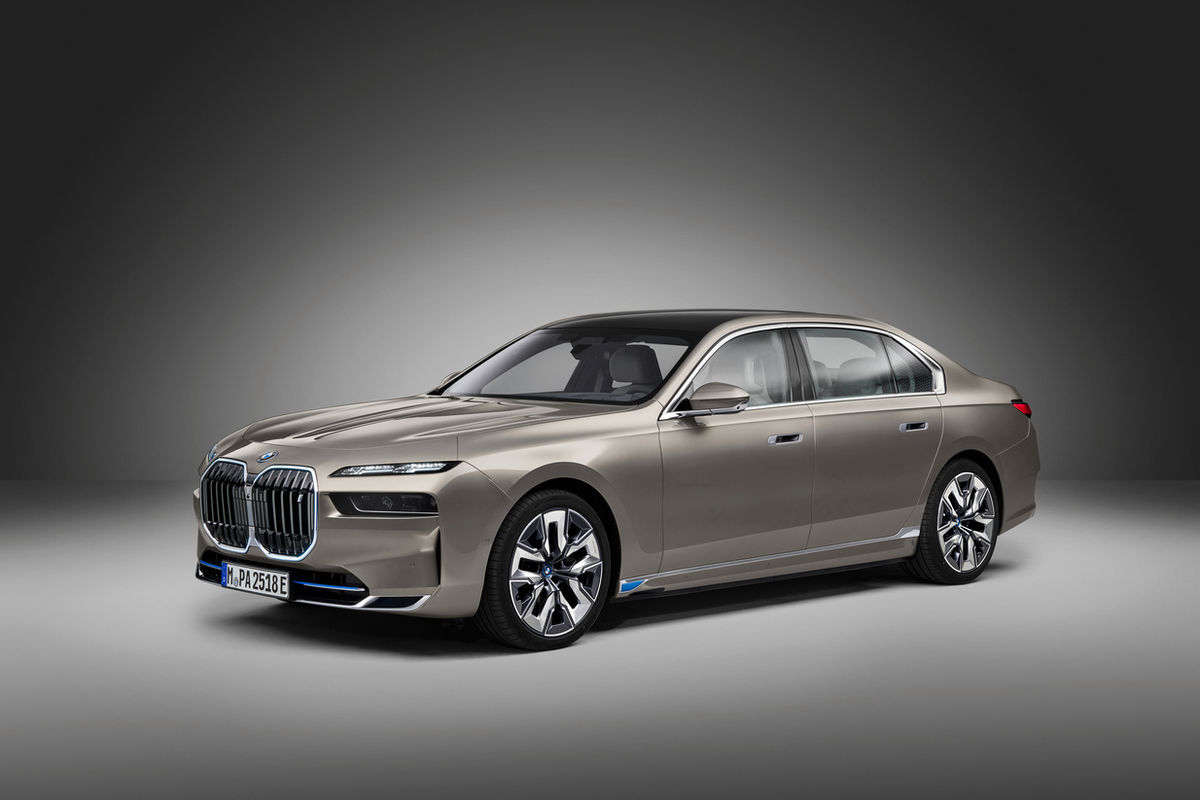 BMW 7 Series (2022) International Launch Review