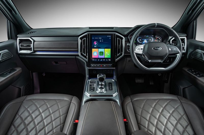 JAC T9