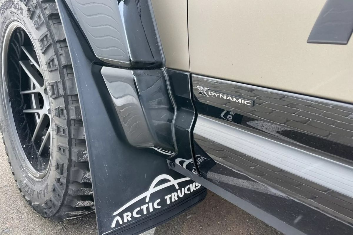 Land Rover Defender Arctic Trucks Announced