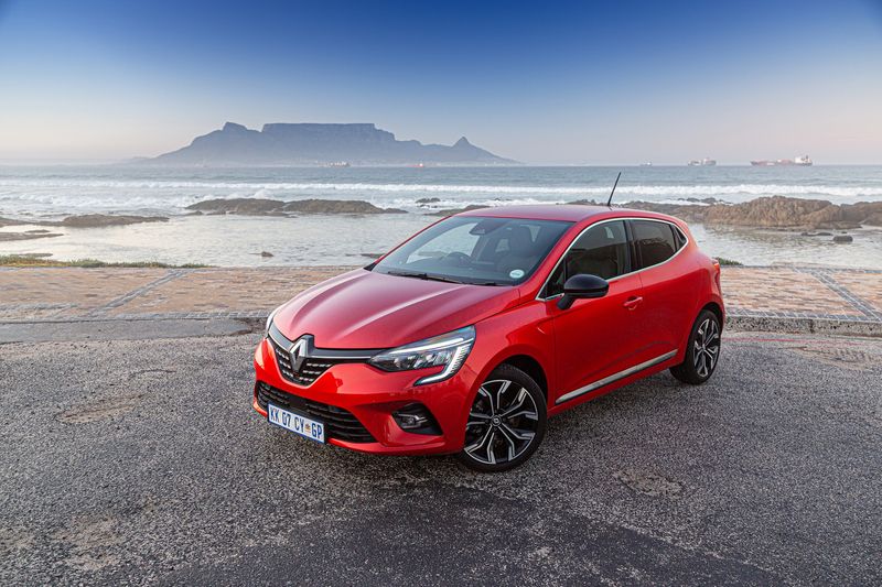 Renault Clio 1.0 Intens wallpaper.