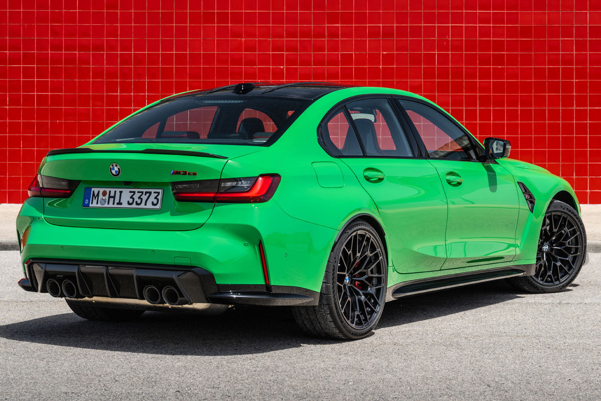 New BMW M3 CS Breaks Cover With Extra Power, Less Weight