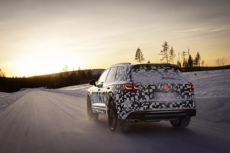2024 Volkswagen Touareg Previewed