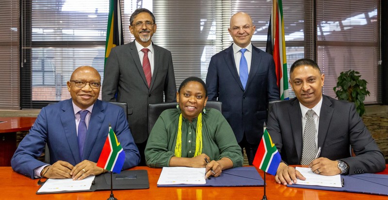The management of Stellantis South Africa sign a memorandum of understanding with the Department of Trade and Industry in March 2023.