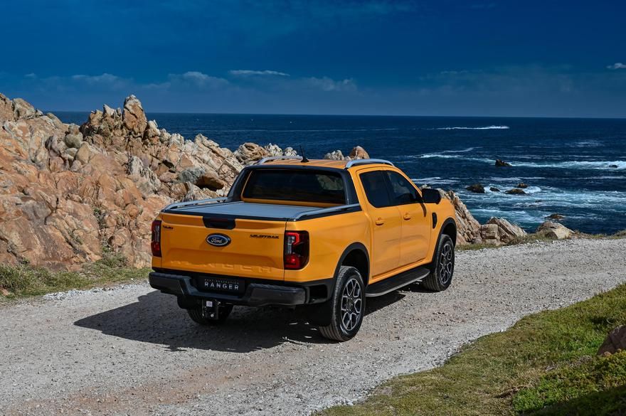 Double-Cab 4x4 Bakkie Buyer's Guide (2023)