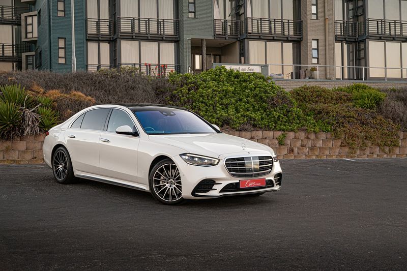 W223 Mercedes-Benz S-Class front three-quarter view.