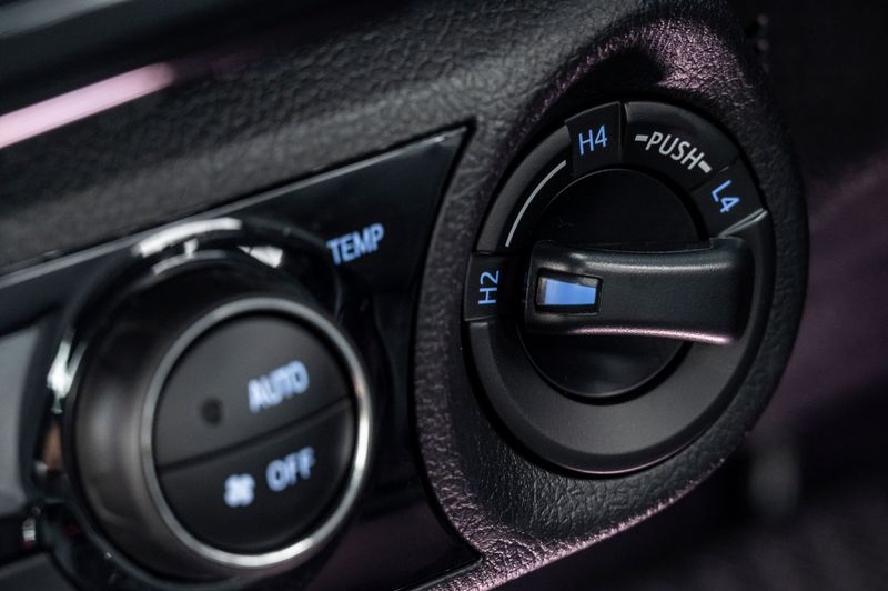 Toyota Hilux double-cab 4x4 off-road-mode selector (right).
