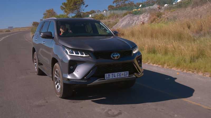 Toyota Fortuner 2023