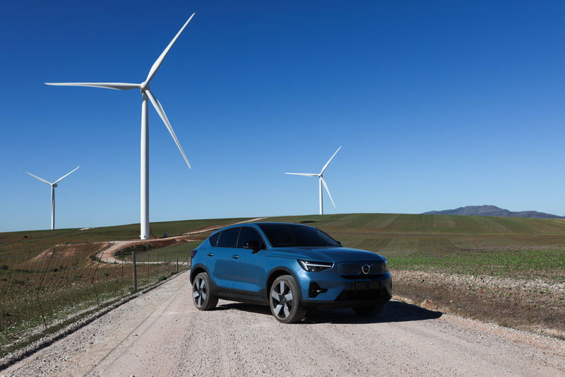 Volvo C40 with wind turbines