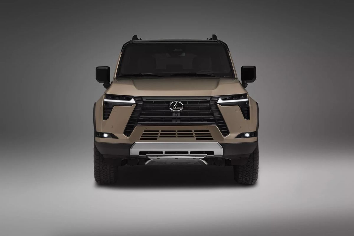 Lexus GX Previews New Prado