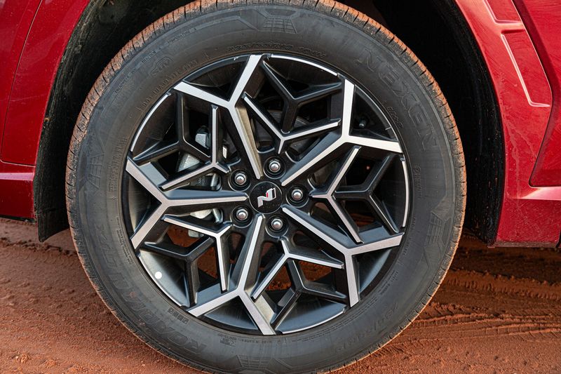 Hyundai Tucson N Line comes standard with 19-inch alloy wheels.