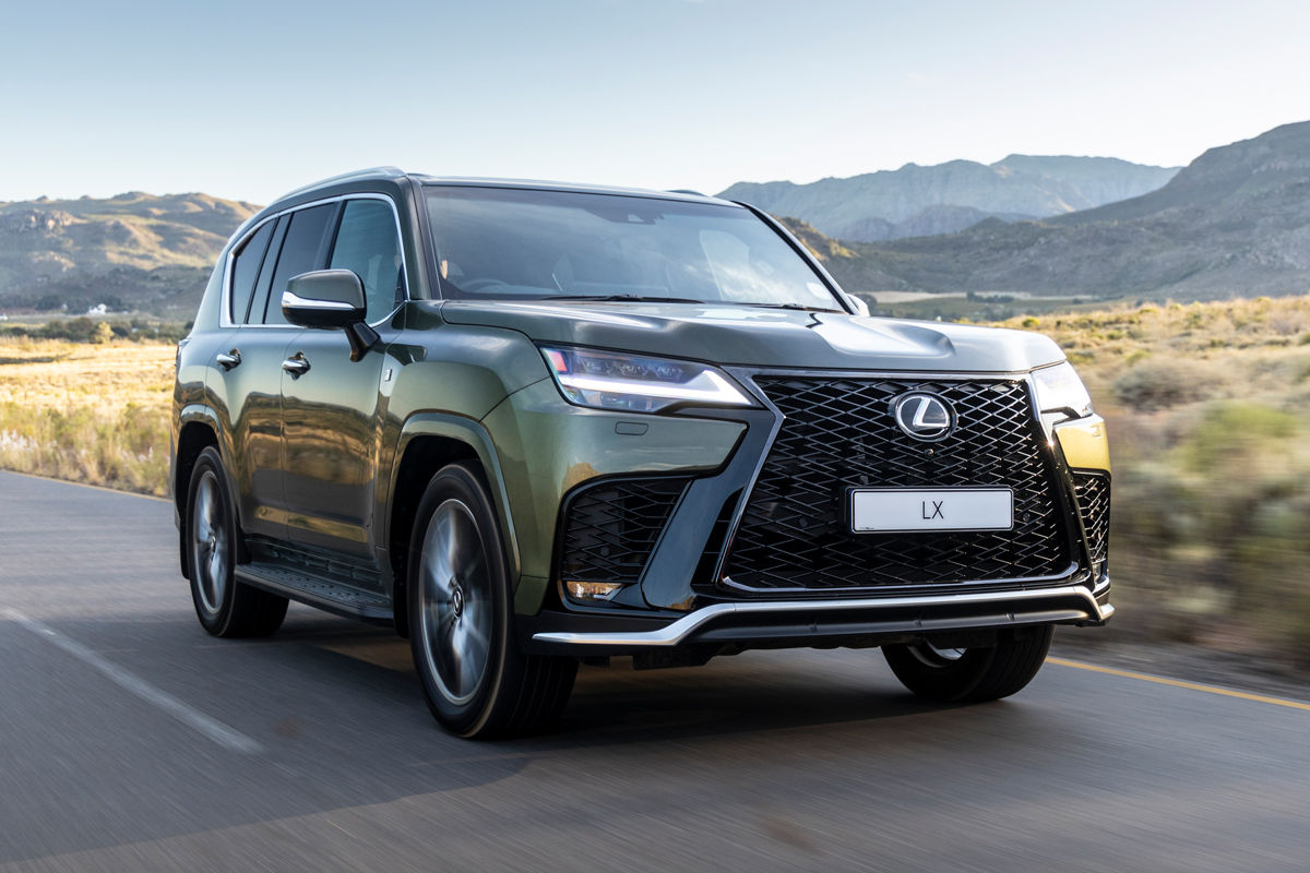 Lexus 3 Row Suvs Differences Between These Luxury 40 Off