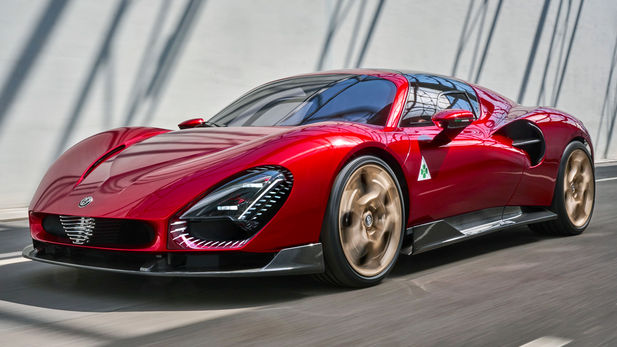 New (R40m?) Alfa Romeo 33 Stradale Revealed