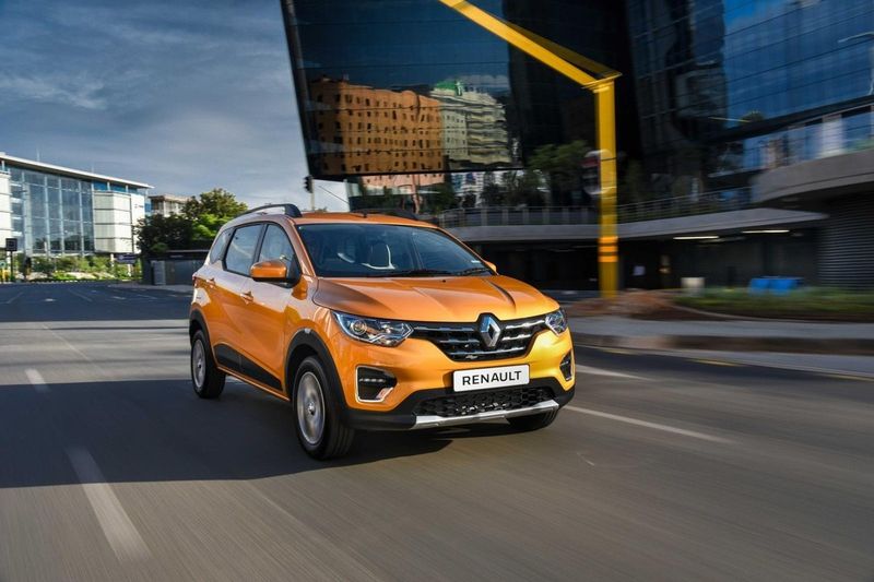 most fuel efficient compact suvs