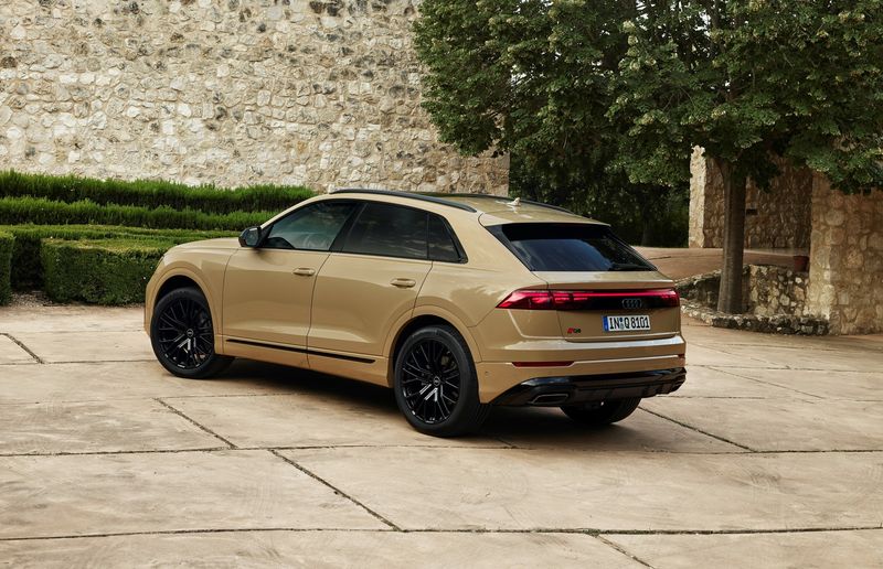 Updated Audi Q8 / SQ8 Revealed