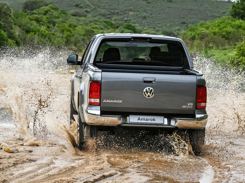 Volkswagen Amarok rear