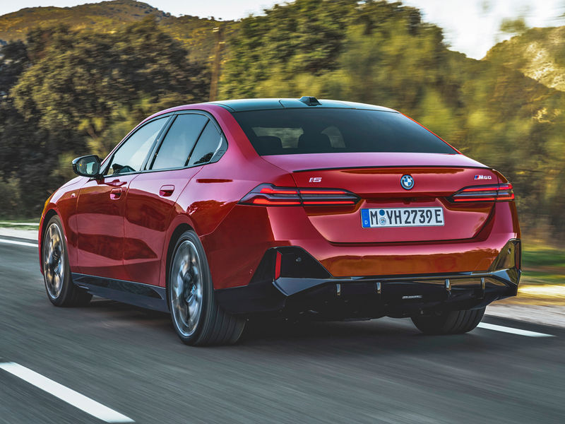 BMW i5 M60 xDrive rear