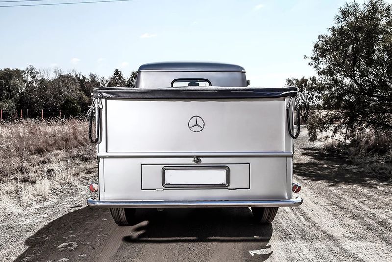 Mercedes-Benz 170 Da rear view.
