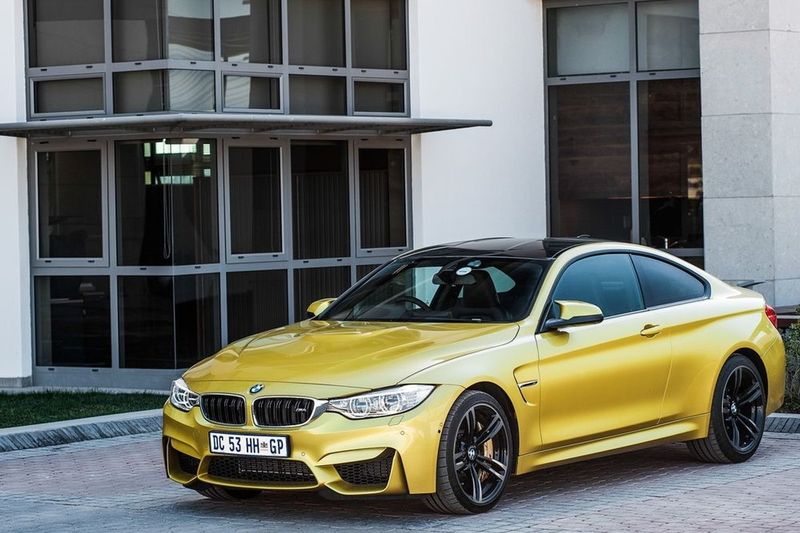  BMW M4 Coupe 