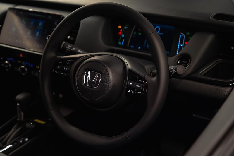 Honda Fit e:HEV cabin