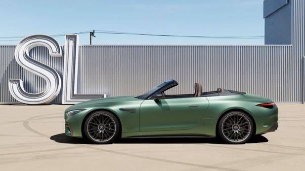 Flagship Mercedes-AMG SL 63 SE Performance Unleashed with 600 kW