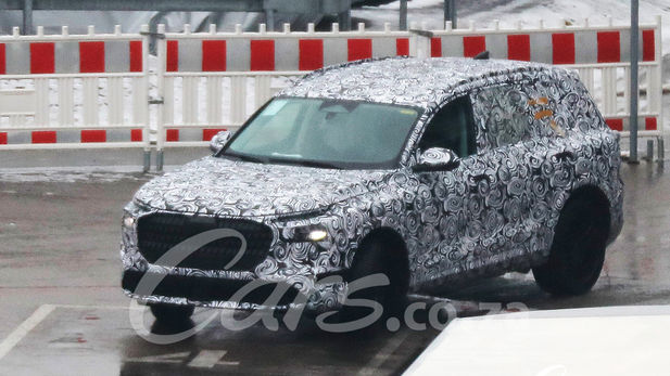 Spy Shots: 2025 Audi Q9