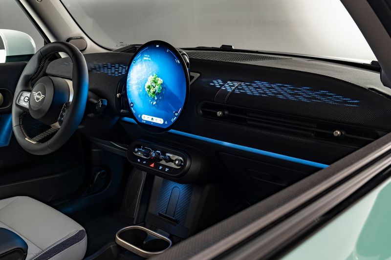 2024 Mini Cooper Engine interior