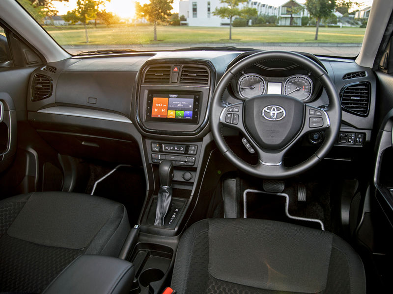 Toyota Urban Cruiser cabin