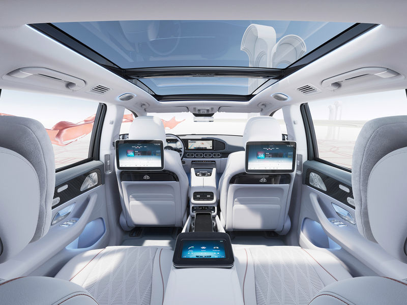 Mercedes-Maybach GLS600 cabin