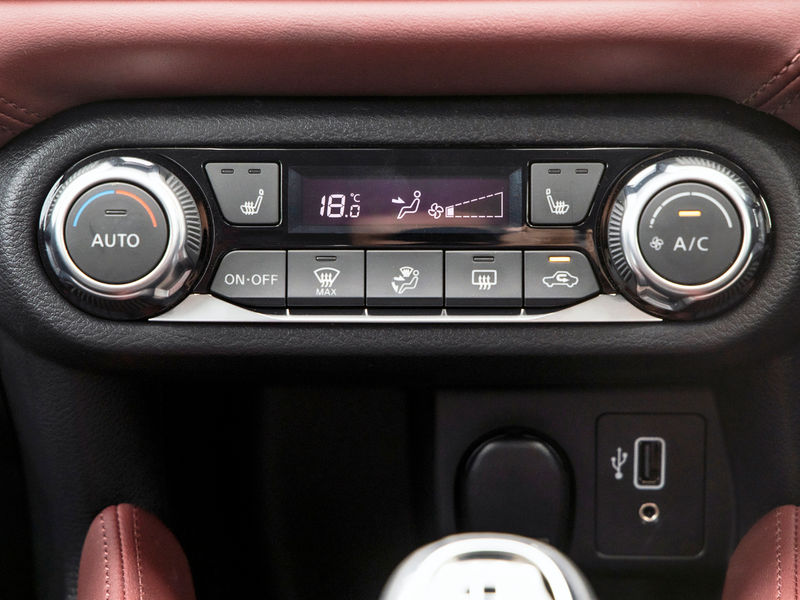 5th-gen Nissan Micra climate control console