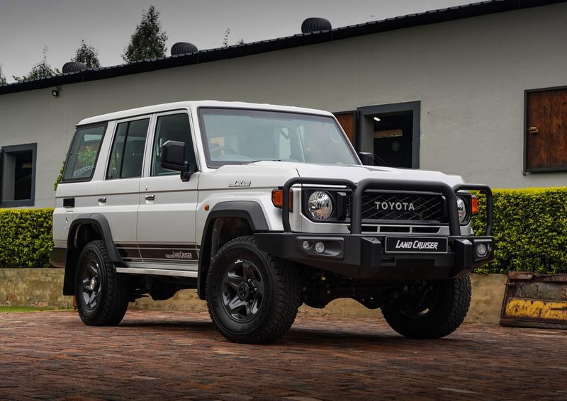 Land Cruiser 76