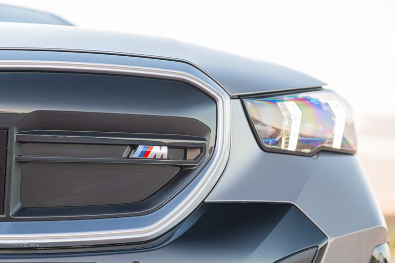 BMW i5 M60 front M badge.