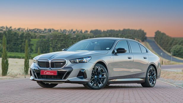 BMW i5 (2024) Review