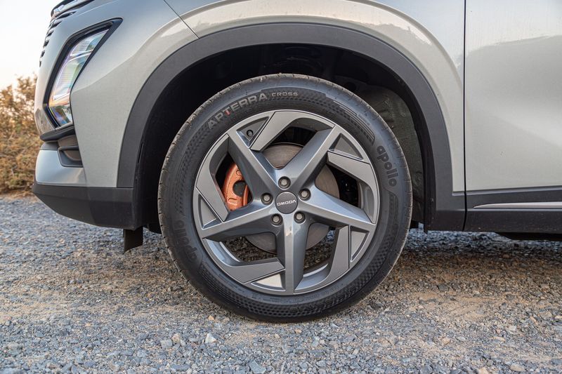 Omoda C5 GT wheel