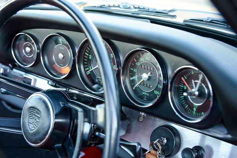 Porsche 912: Classic Drive