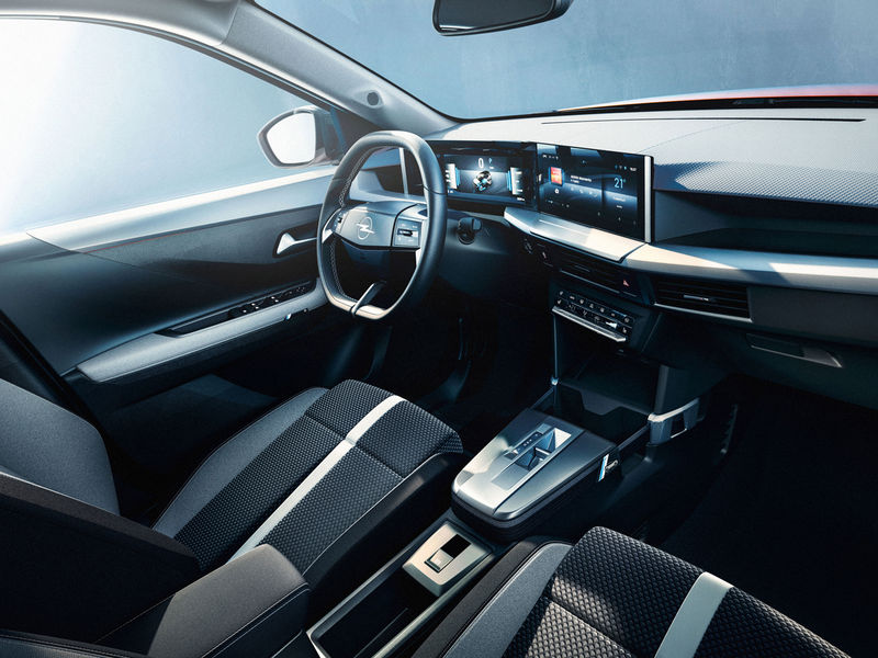 Opel Frontera interior