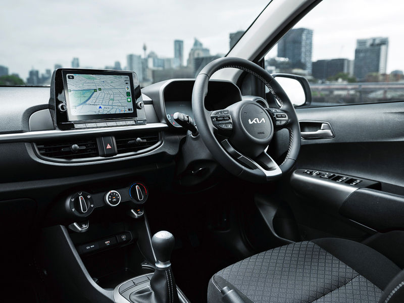 2024 Kia Picanto interior