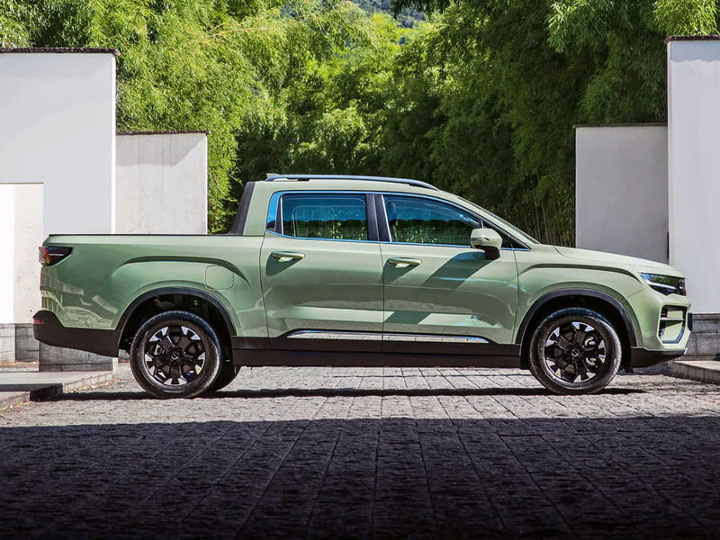 It's official! Geely is returning to South Africa